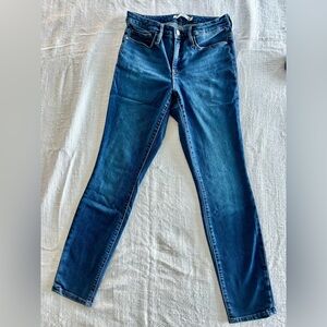 Athleta Women's Sculptek Skinny Jeans in Dark Blue Wash